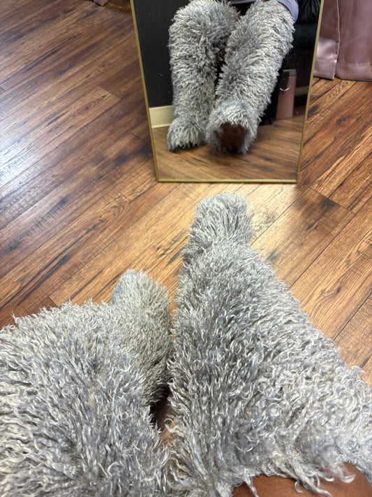 Mono Fur Boots